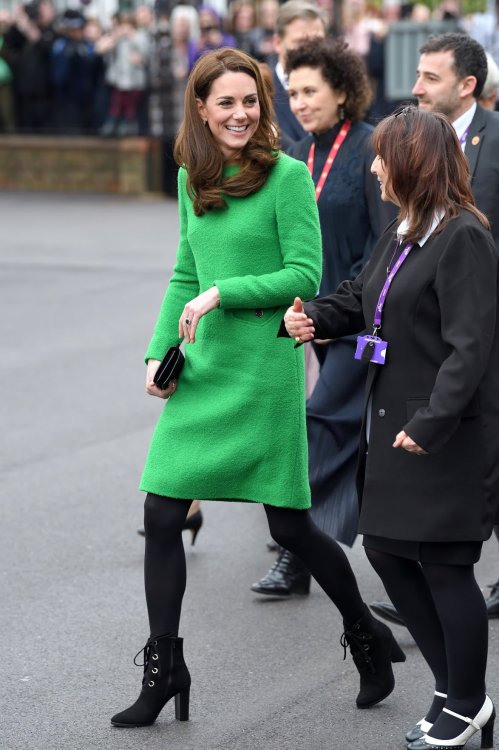 Kate-Middleton-Green-Dress-Eponine-London-2019.jpg